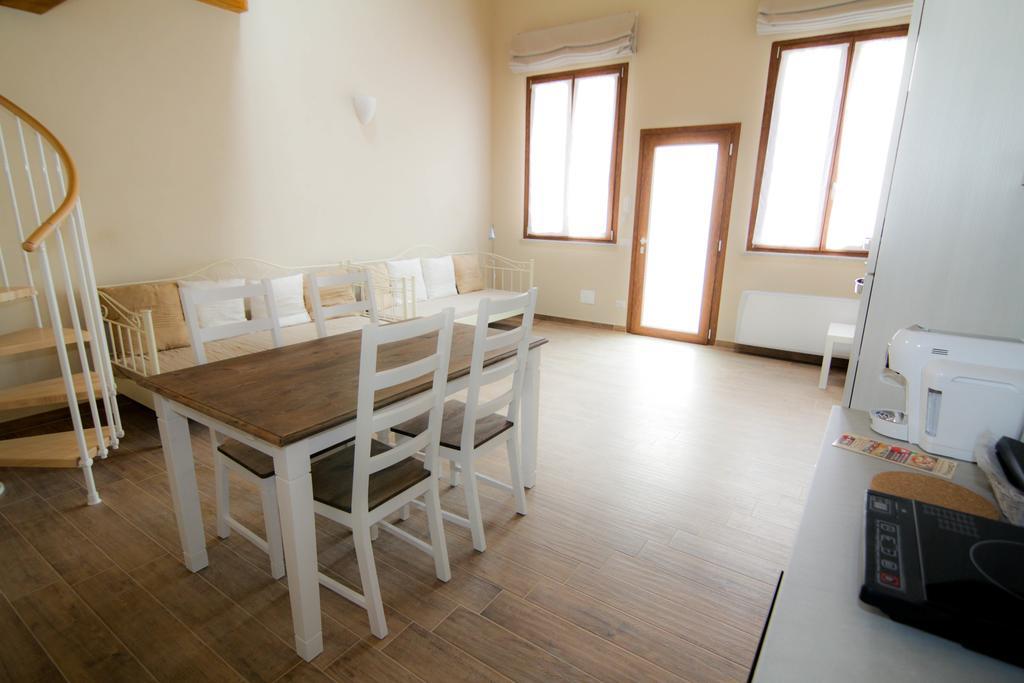 Agriturismo Cascina Della Fontana 로디 객실 사진